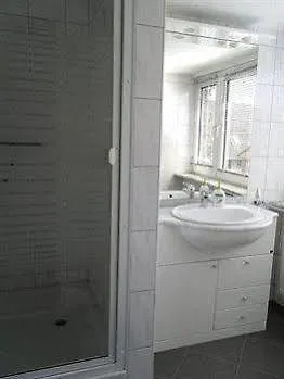 بيت ضيافة Gaestehaus Engelsby 3*